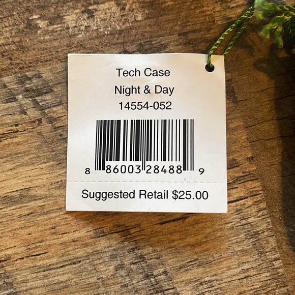 NWT Vera Bradley Night & Day Tech Case - Picture 4 of 4